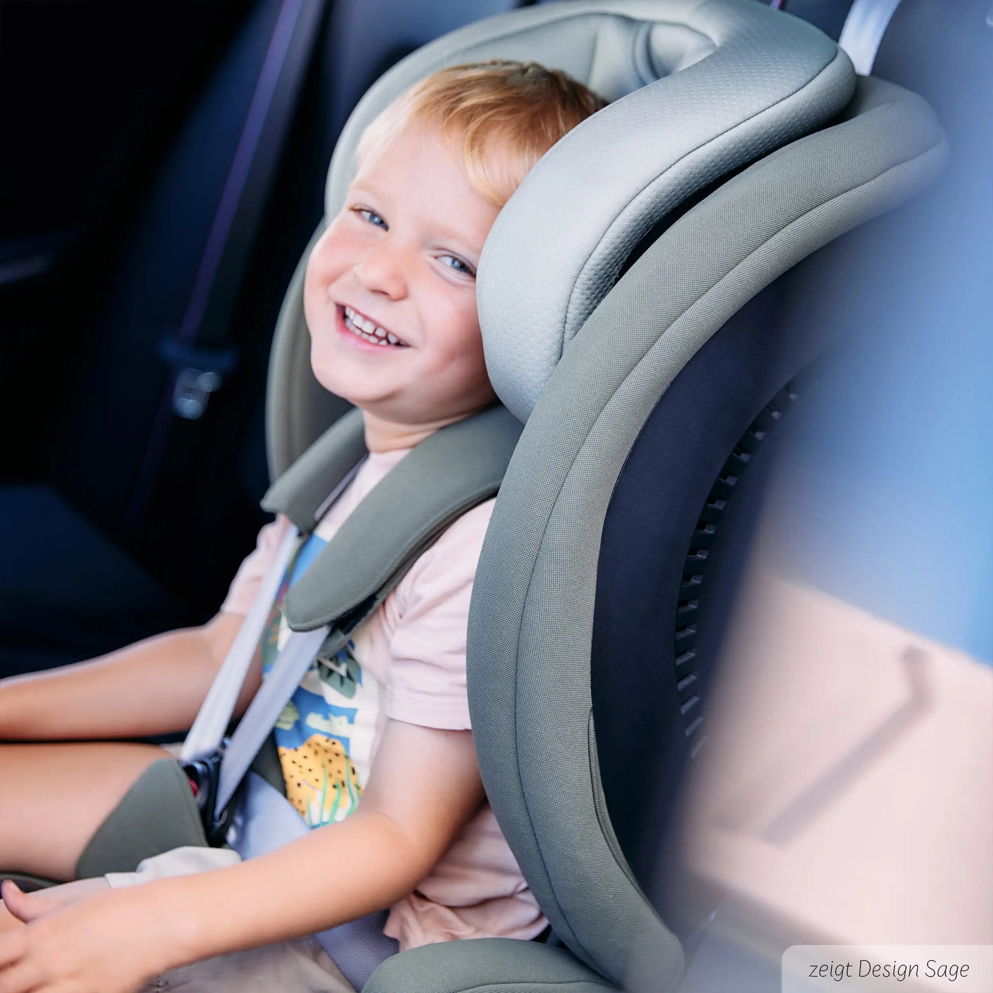 Mallow 2 Fix i-Size Car Seat (3-12 years)